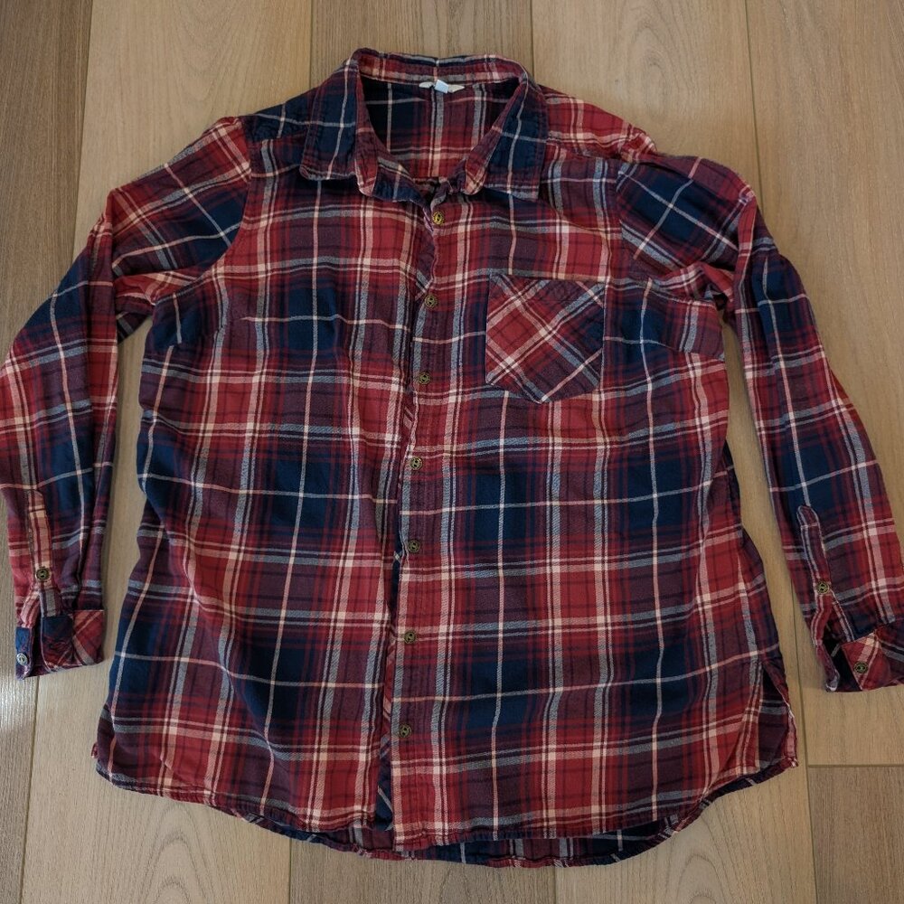 Women's XL Red and Blue Flannel Long Sleeve Shirt